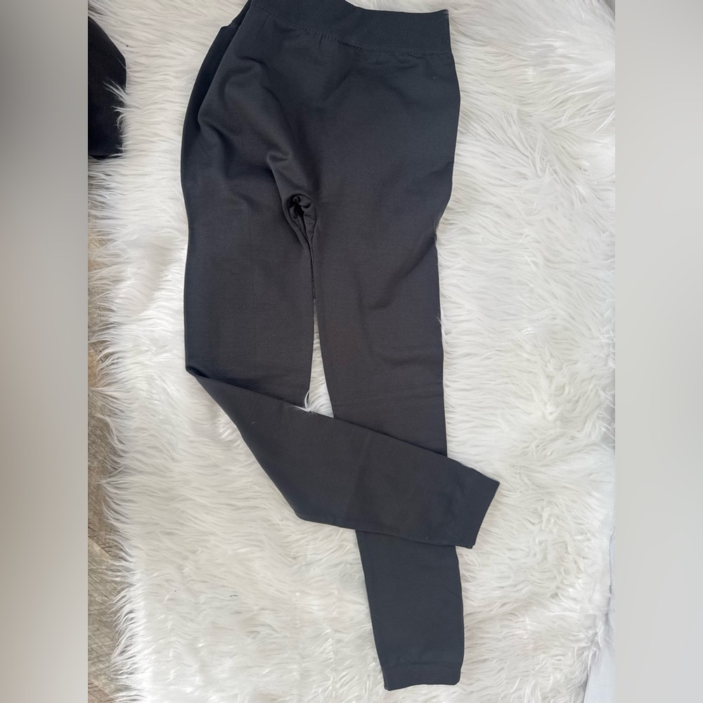 Black fleece-lined leggings/under layer pants